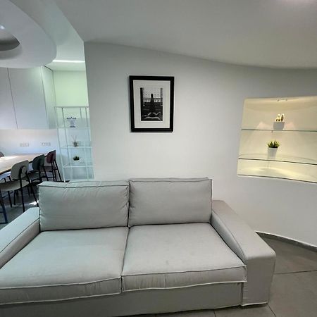 מתחם החוף Apartman Tel-Aviv Kültér fotó
